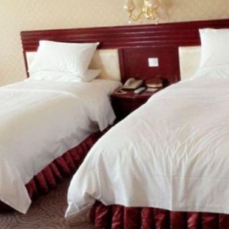 Starway Hotel Guangzhou Xintang Branch Eksteriør bilde